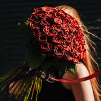 100 Red Roses Bloom” Bunch of Roses – Romantic Bouquet for Loved Ones